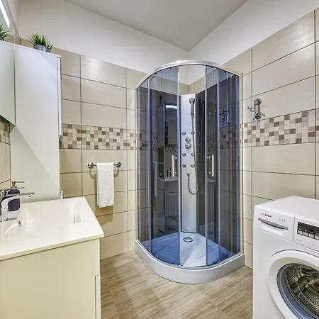 Apartment Le Monde - Amazing 5bdr In Downtown *