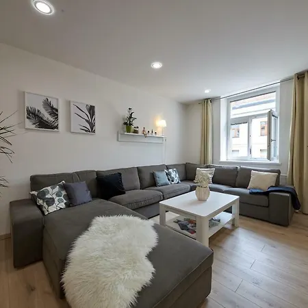 Le Monde - Amazing 5bdr In Downtown ברטיסלאבה