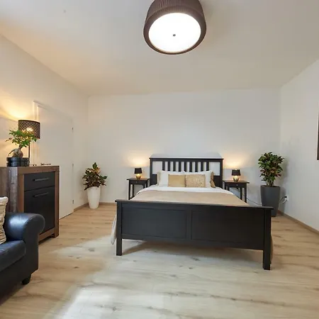 Le Monde - Amazing 5bdr In Downtown * Bratislava