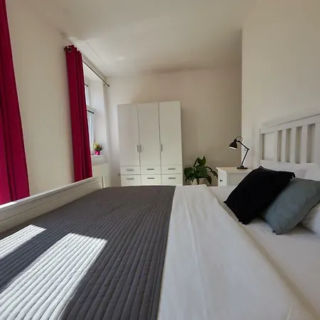 דירה Le Monde - Amazing 5bdr In Downtown ברטיסלאבה