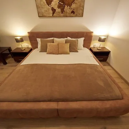 Le Monde - Amazing 5bdr In Downtown * Bratislava