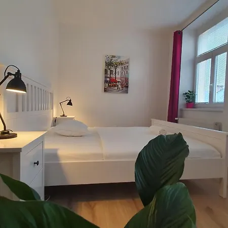 Le Monde - Amazing 5bdr In Downtown דירה ברטיסלאבה