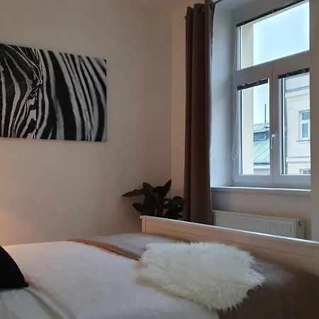 Apartment Le Monde - Amazing 5bdr In Downtown Bratislava