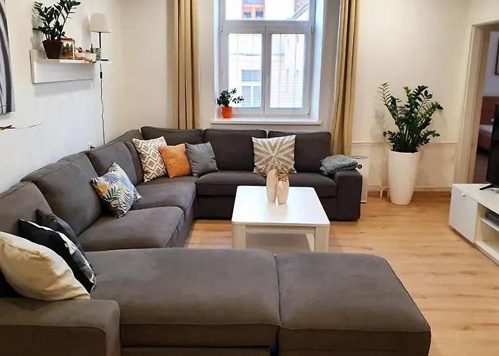 Apartman Le Monde - Amazing 5bdr In Downtown Pozsony