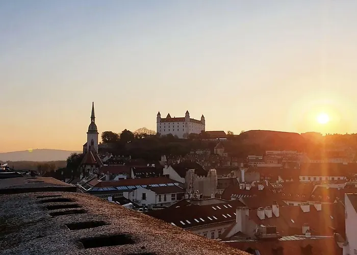 Le Monde - Amazing 5bdr In Downtown * Bratislava