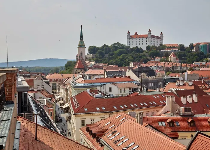 Apartment Le Monde - Amazing 5bdr In Downtown Pressburg