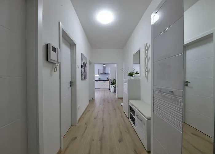 Le Monde - Amazing 5bdr In Downtown