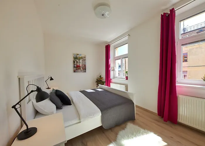 Apartman Le Monde - Amazing 5bdr In Downtown *