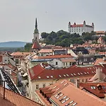 Lägenhet Le Monde - Amazing 5bdr In Downtown Bratislava