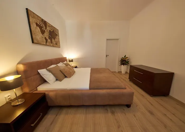 Le Monde - Amazing 5bdr In Downtown