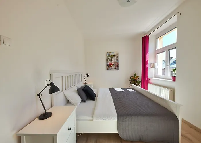 Apartamento Le Monde - Amazing 5bdr In Downtown Bratislava