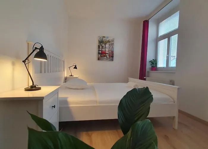 Le Monde - Amazing 5bdr In Downtown Apartamento Bratislava