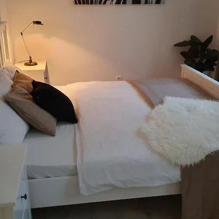 Le Monde - Amazing 5bdr In Downtown Братислава